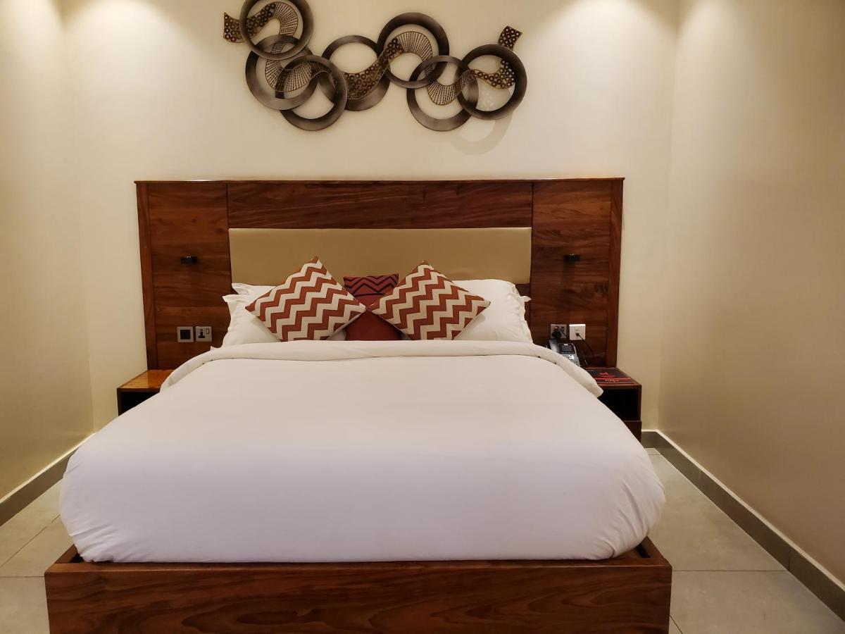 Millennium Terrace Hotel Kampala Ngoại thất bức ảnh